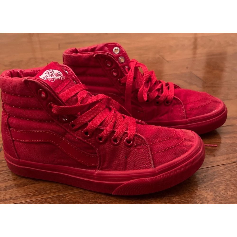 Red Vans skateboard Tennis Shoes — Youth 4